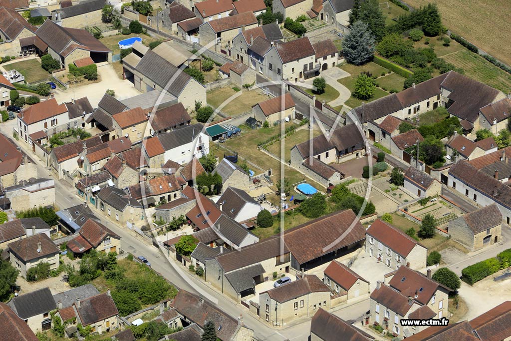 Photo arienne de Argenteuil-sur-Armanon