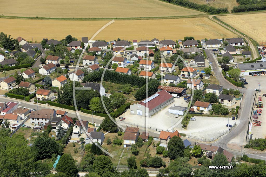 Photo arienne de Saint-Florentin