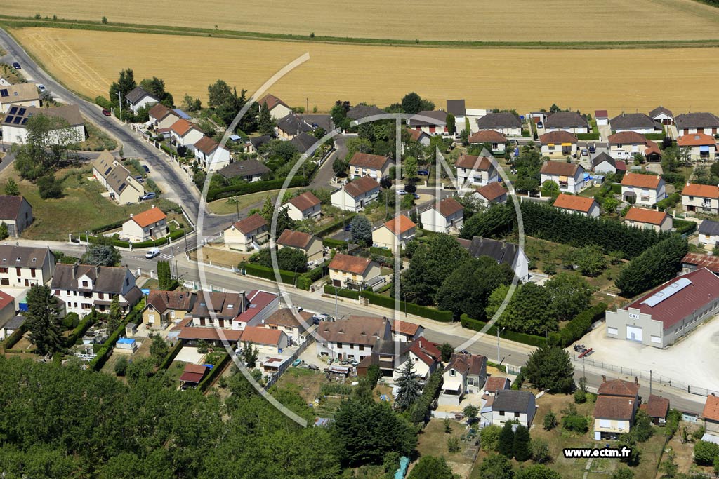 Photo arienne de Saint-Florentin