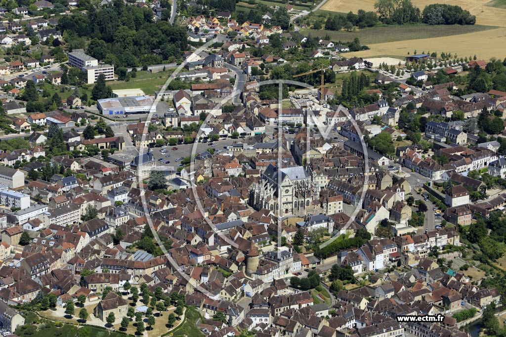 Photo arienne de Saint-Florentin (Centre)