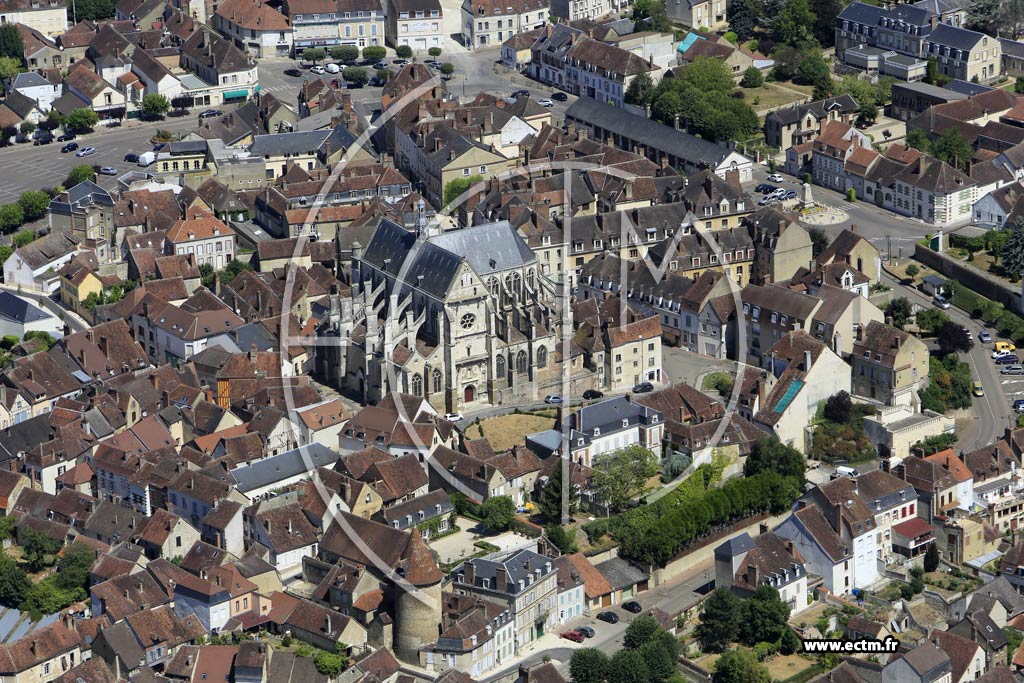 Photo arienne de Saint-Florentin (Centre)