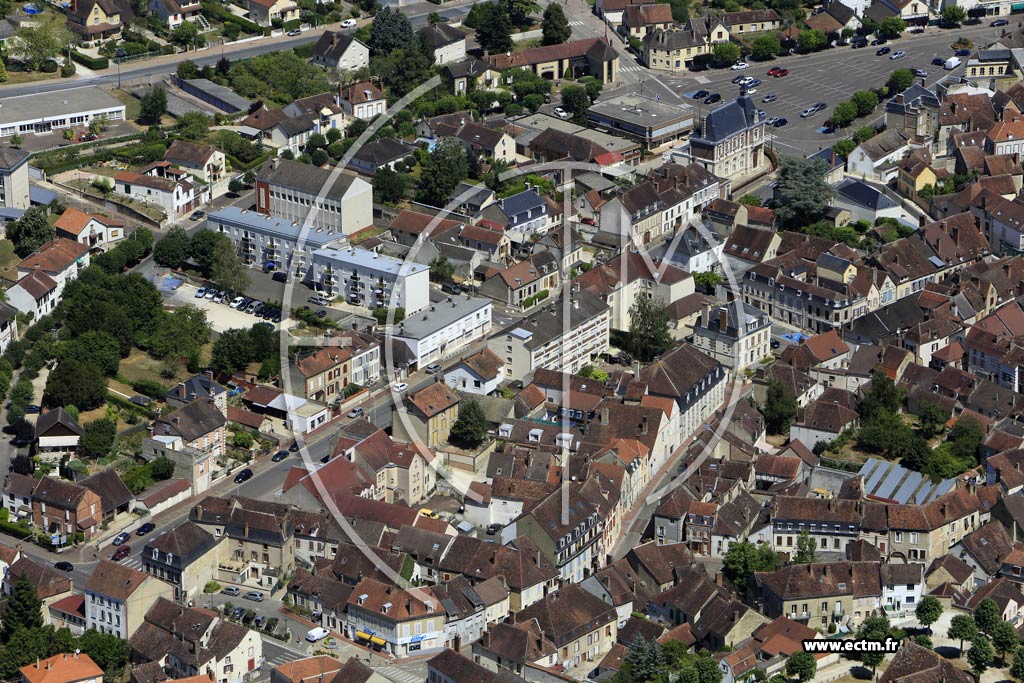 Photo arienne de Saint-Florentin (Centre)