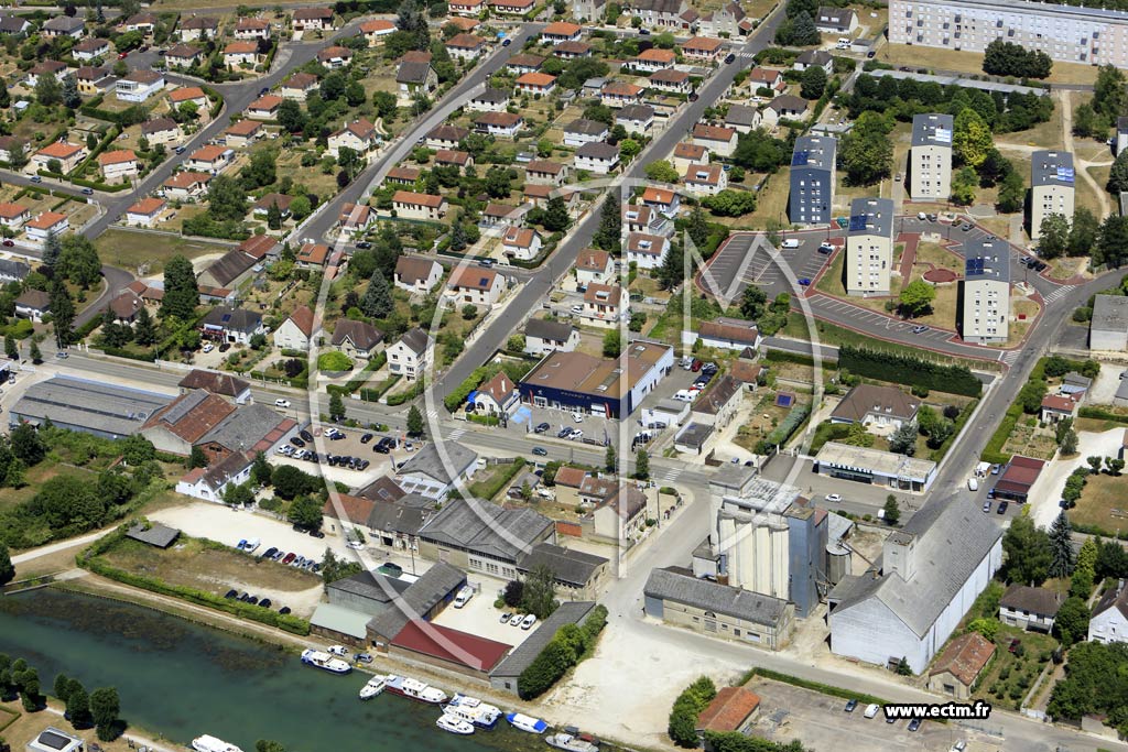 Photo arienne de Tonnerre (les Prs Hauts)