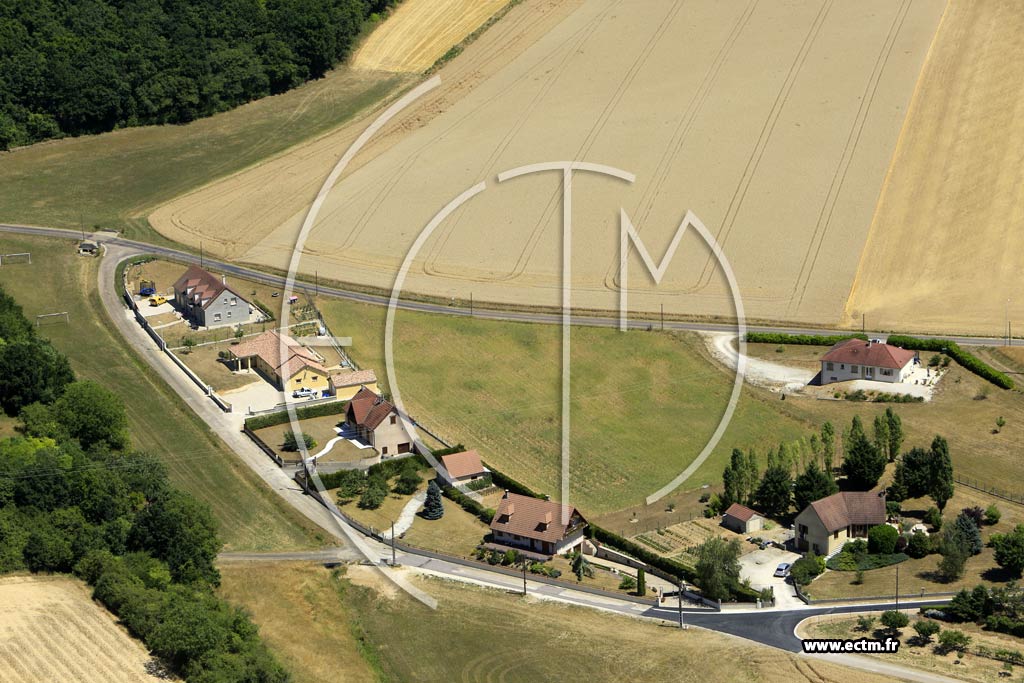 Photo arienne de Tronchoy (Croix de la Chaume)