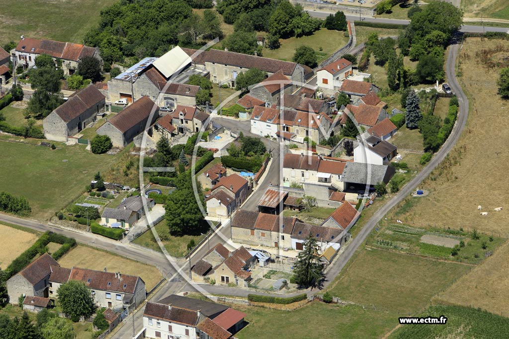 Photo arienne de Villiers-les-Hauts