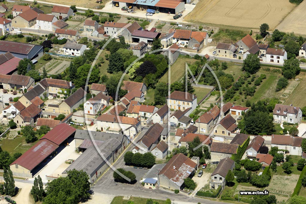 Photo arienne de Villiers-les-Hauts