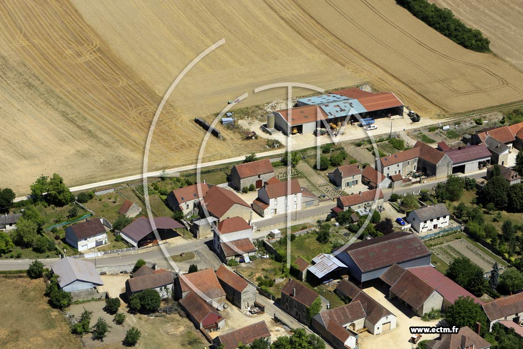 Photo arienne de Villiers-les-Hauts