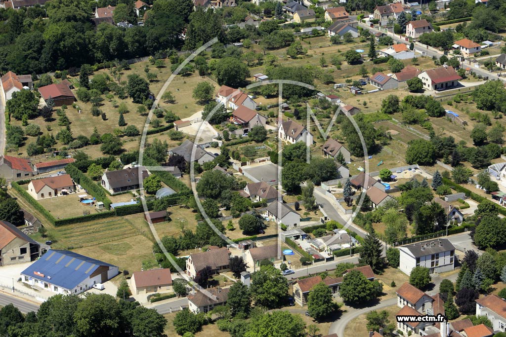 Photo arienne de Brienon-sur-Armanon