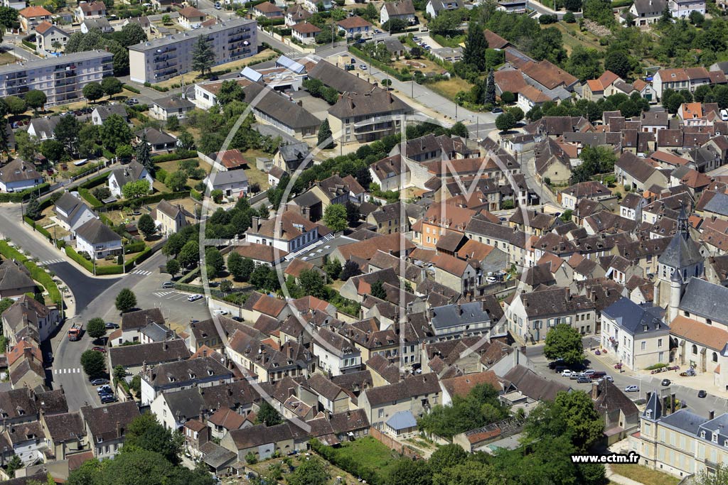 Photo arienne de Brienon-sur-Armanon (Centre)