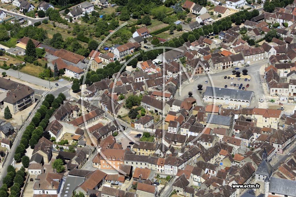 Photo arienne de Brienon-sur-Armanon (Centre)