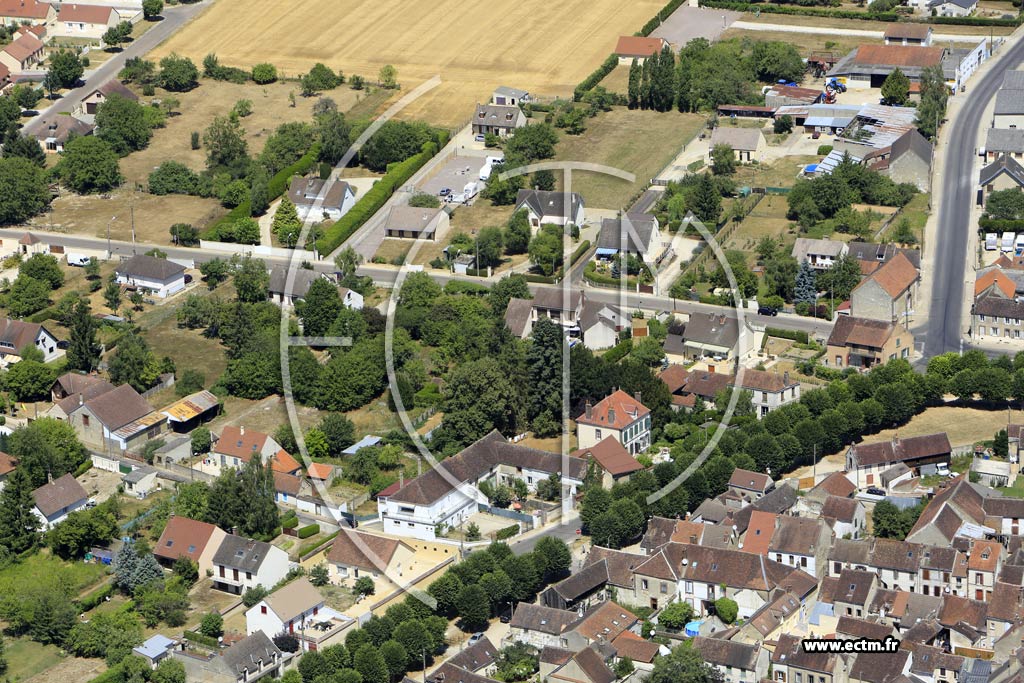 Photo arienne de Brienon-sur-Armanon (Centre)