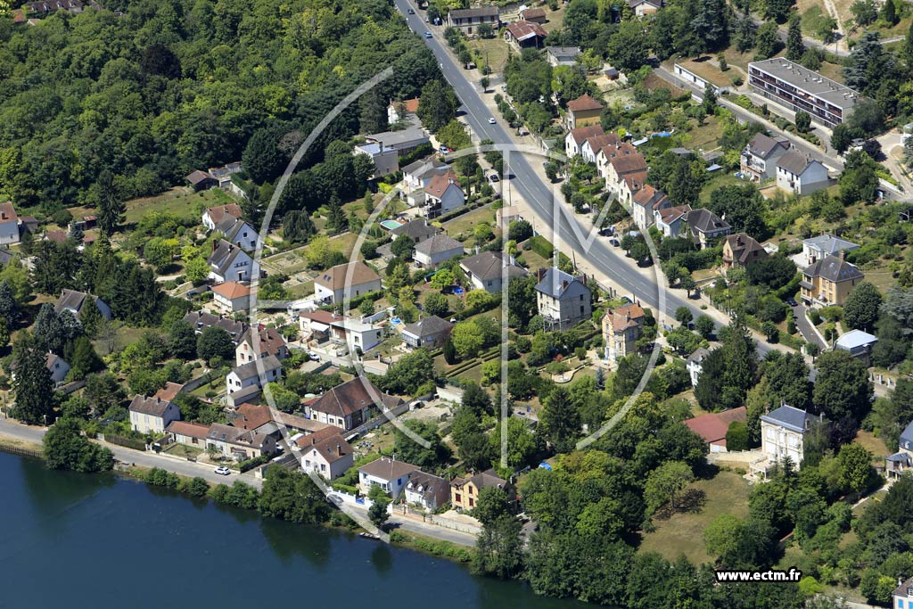 Photo arienne de Joigny (Faubourg de Paris)