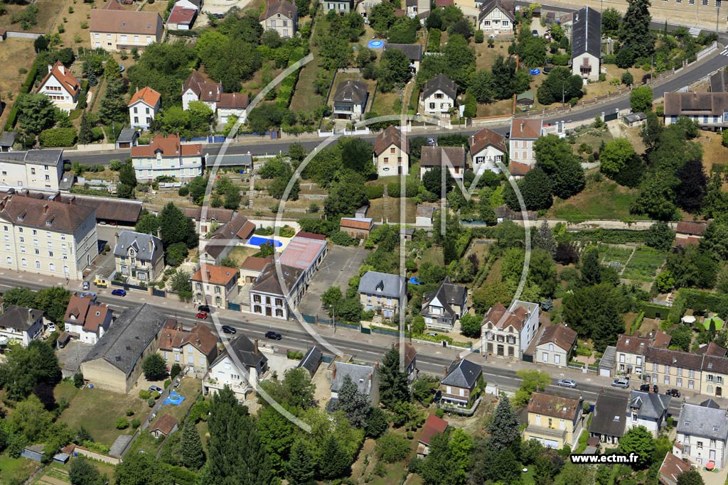 Photo arienne de Joigny (Faubourg Saint-Florentin)