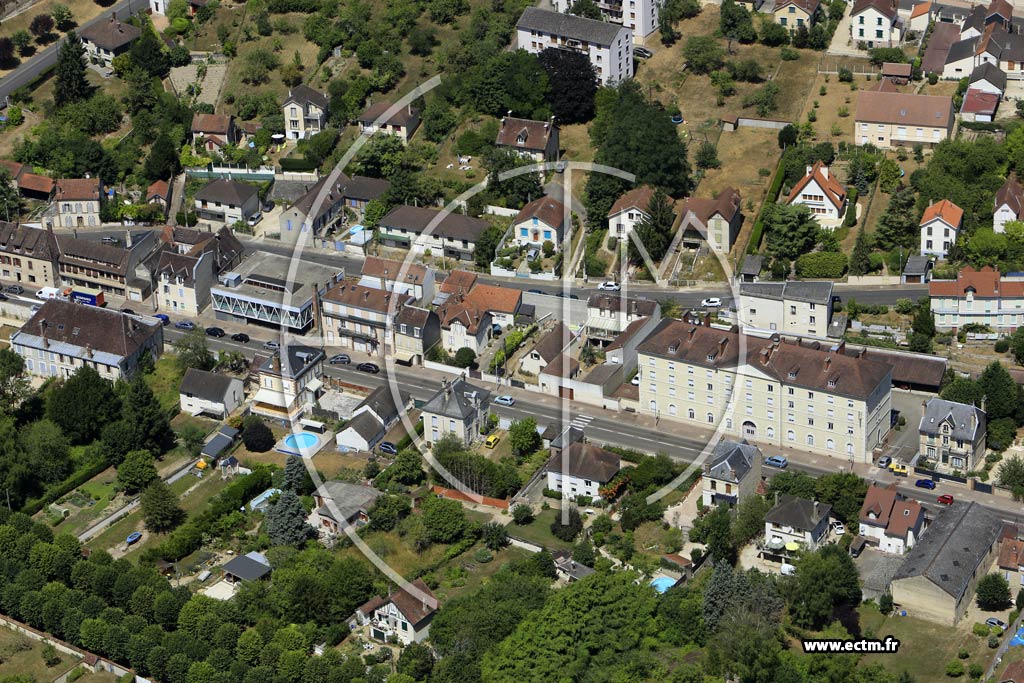 Photo arienne de Joigny (Faubourg Saint-Florentin)