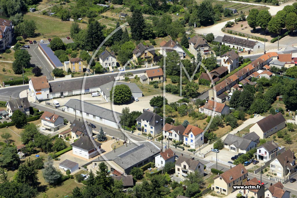 Photo arienne de Joigny (les Pontons)