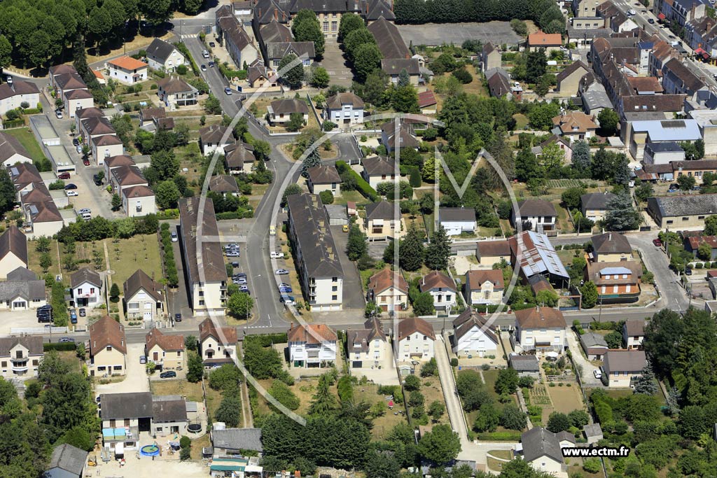 Photo arienne de Joigny (les Pontons)