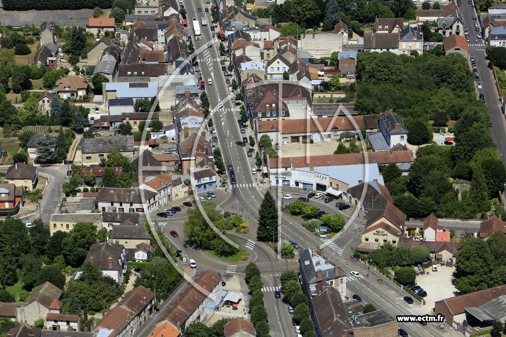 Photo arienne de Joigny (les Pontons)