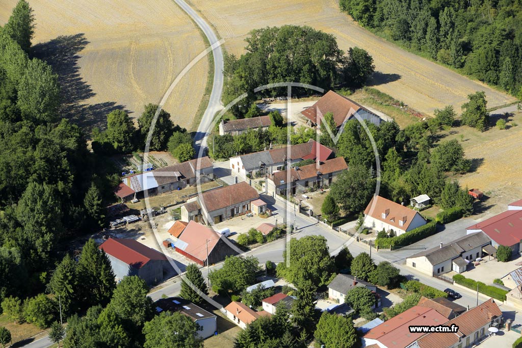 Photo arienne de Angluzelles-et-Courcelles