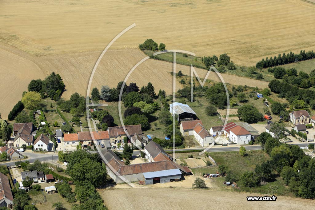 Photo arienne de Champguyon (Champguyon Bas)