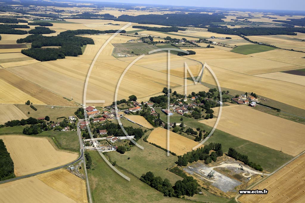 Photo arienne de Le Gault-Soigny (Perthuy)