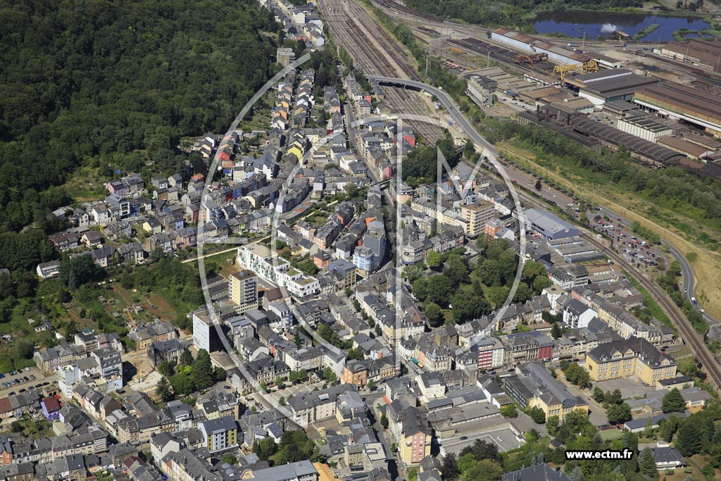 Photo arienne de Differdange