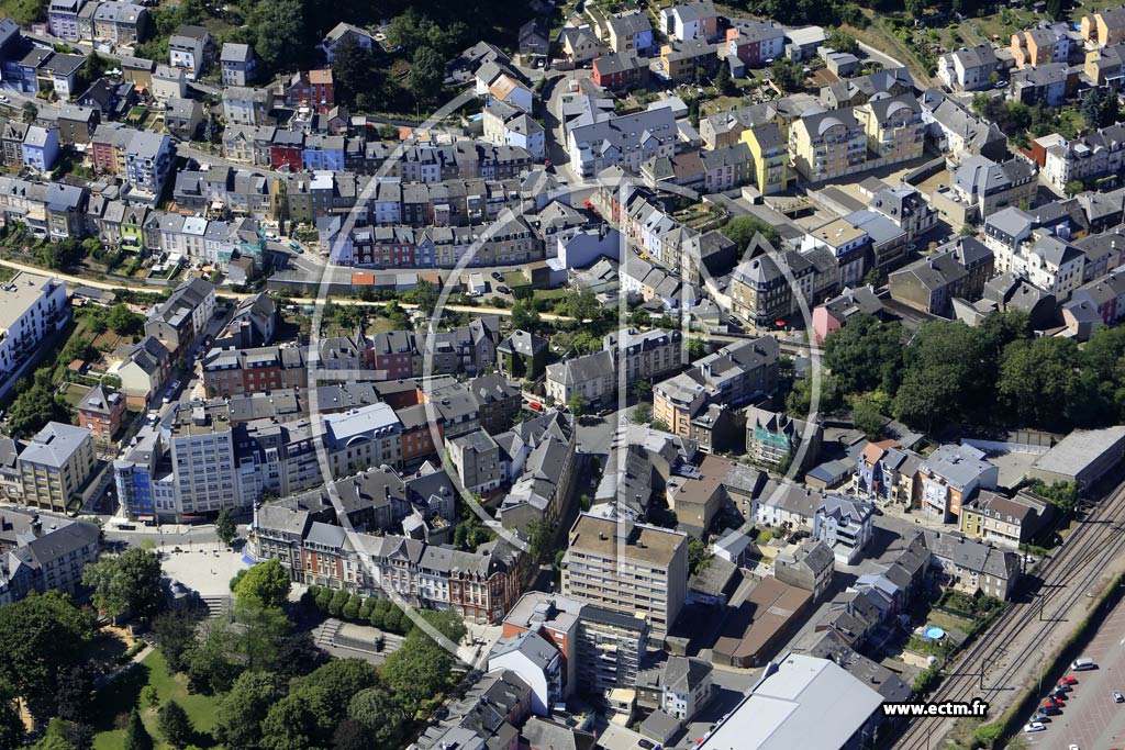 Photo arienne de Differdange