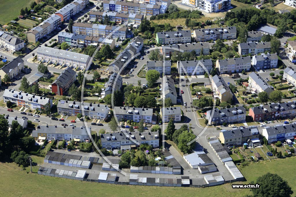 Photo arienne de Differdange (Fuussbann)
