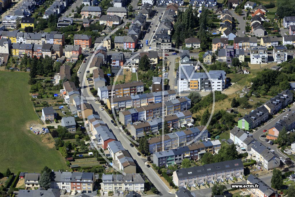 Photo arienne de Differdange (Fuussbann)