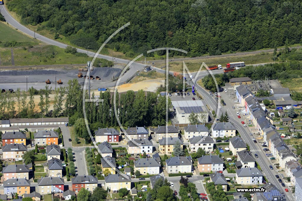 Photo arienne de Differdange (Fuussbann)