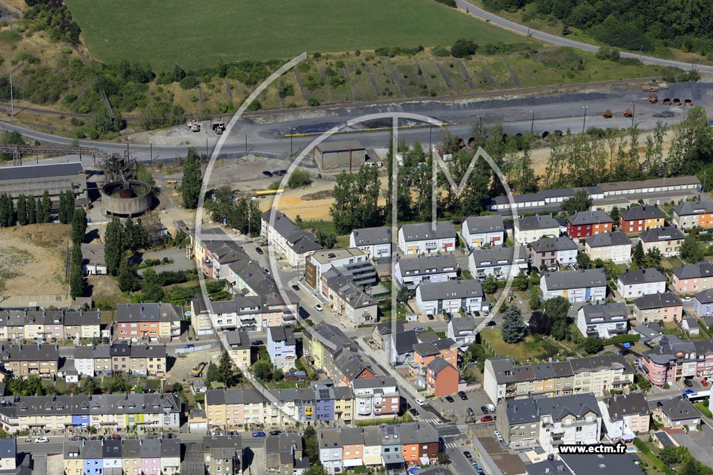 Photo arienne de Differdange (Fuussbann)