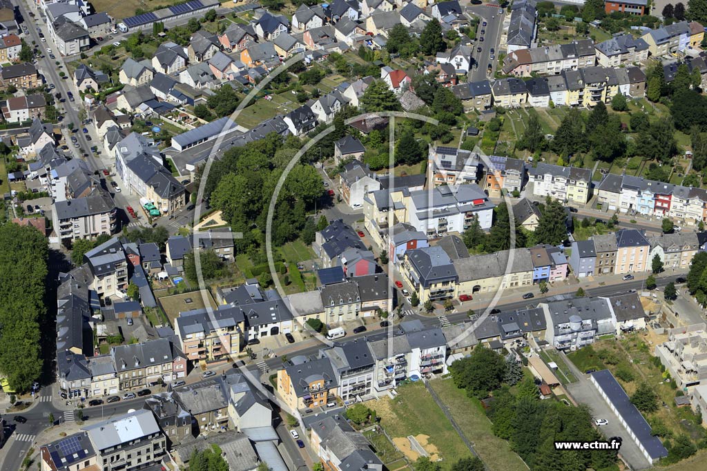 Photo arienne de Differdange (Fuussbann)