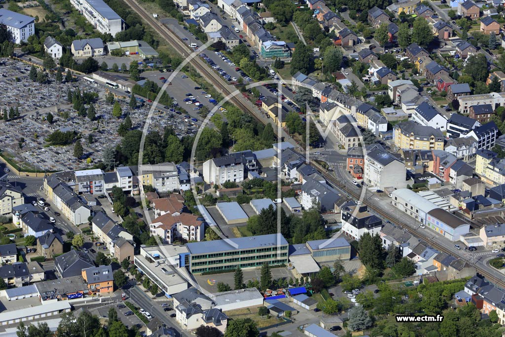 Photo arienne de Dudelange (Ouest)