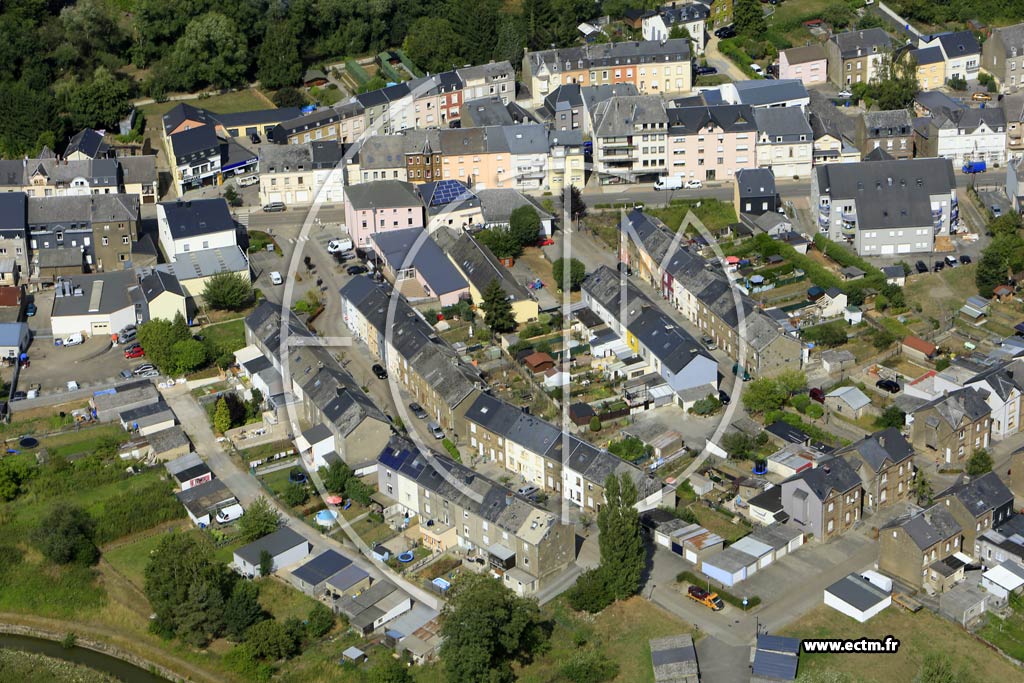 Photo arienne de Athus (Est)