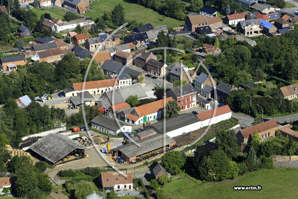 Photo arienne de Quvy-le-Petit