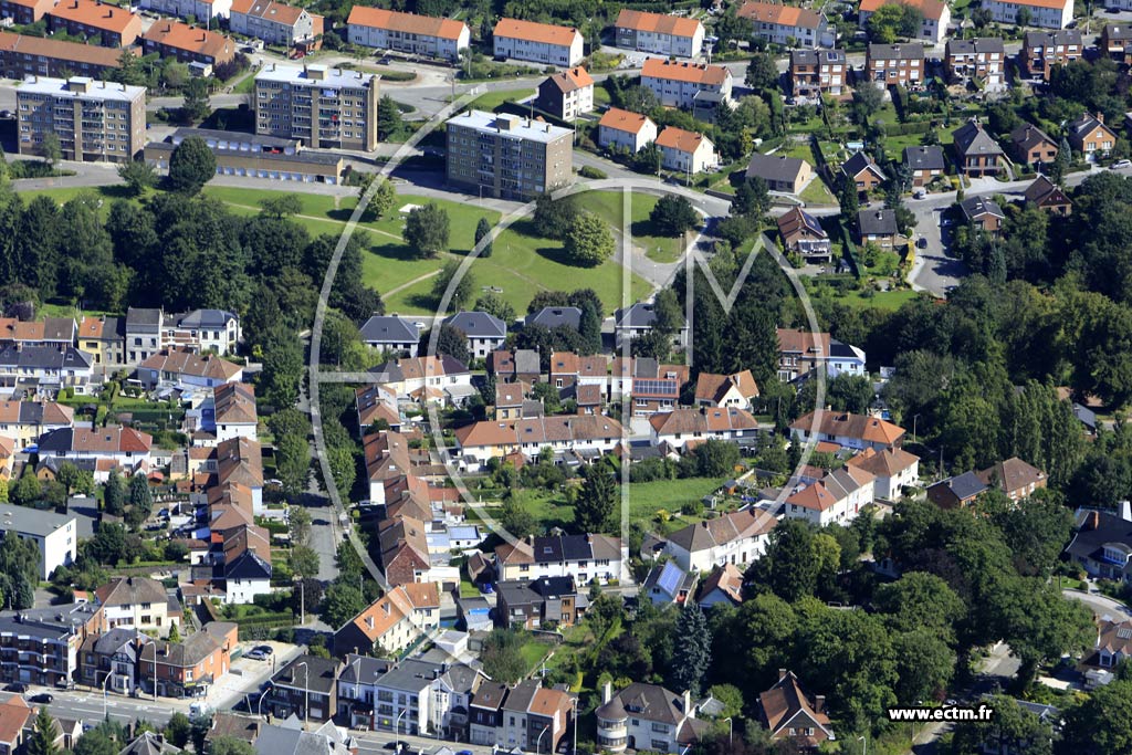 Photo arienne de Charleroi (le Chnia)