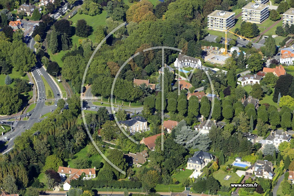 Photo arienne de Croix (Villa Cavrois)