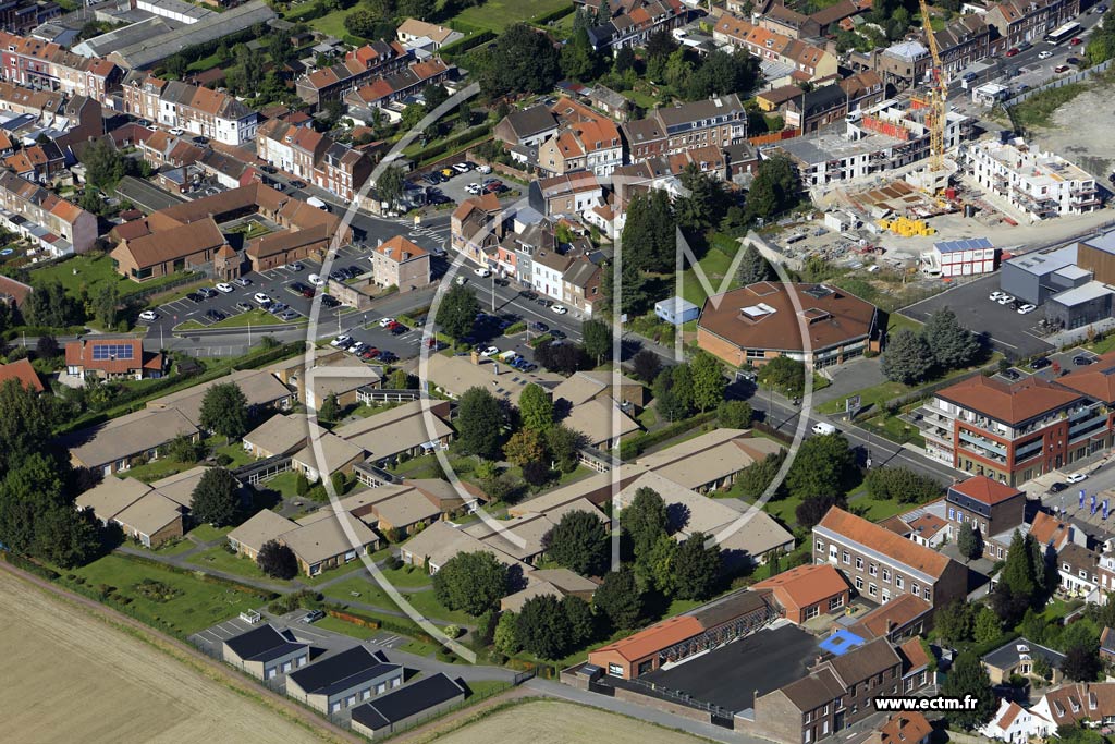 Photo arienne de Hem (la Place)