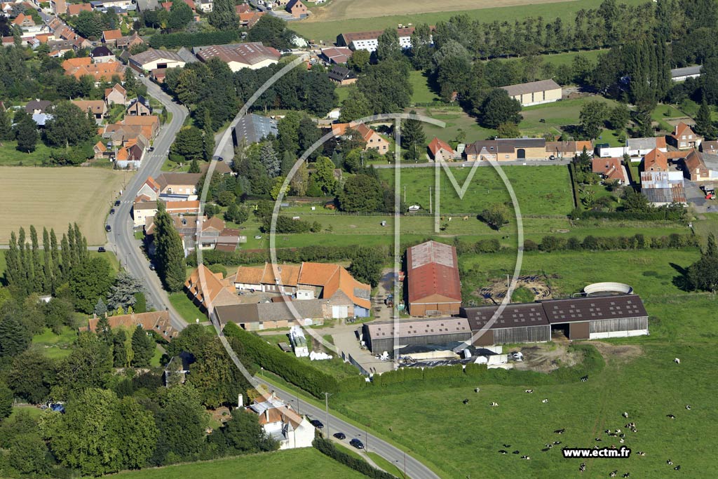 Photo arienne de Camphin-en-Pvle (Ferme du Blocul)