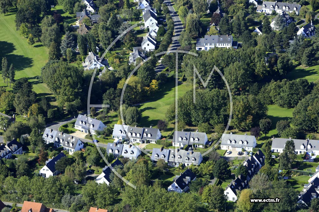 Photo arienne de Bondues (le Domaine de la Vigne)
