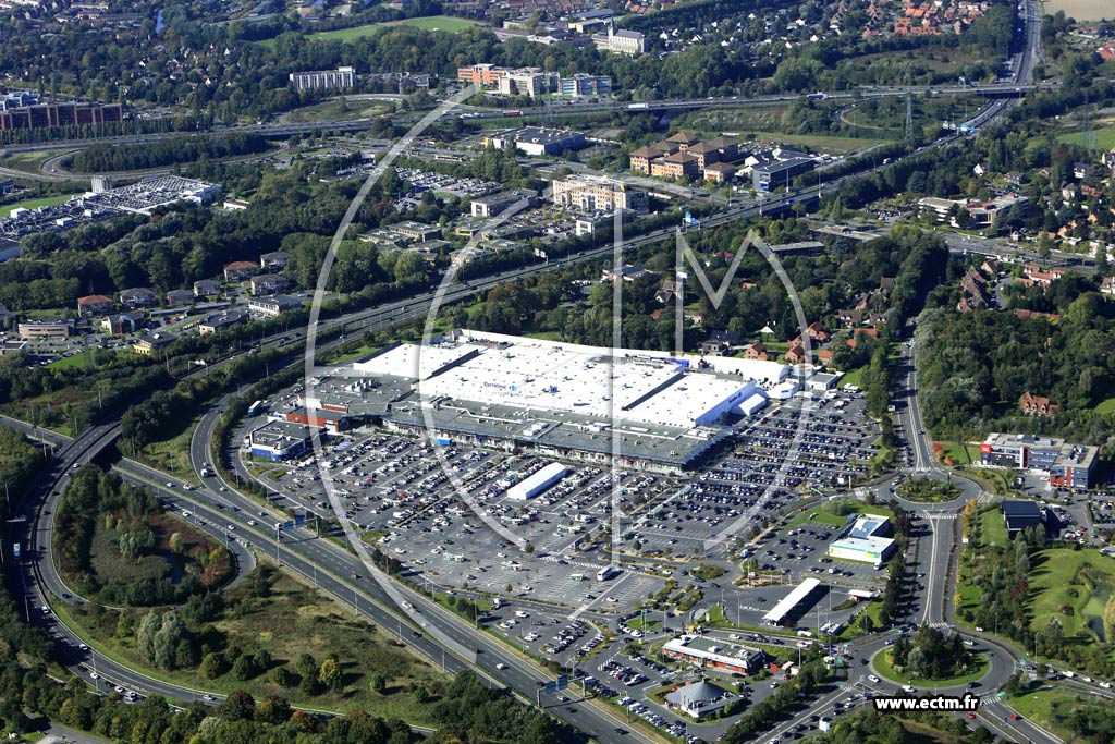 Photo arienne de Wasquehal (magasin Carrefour)