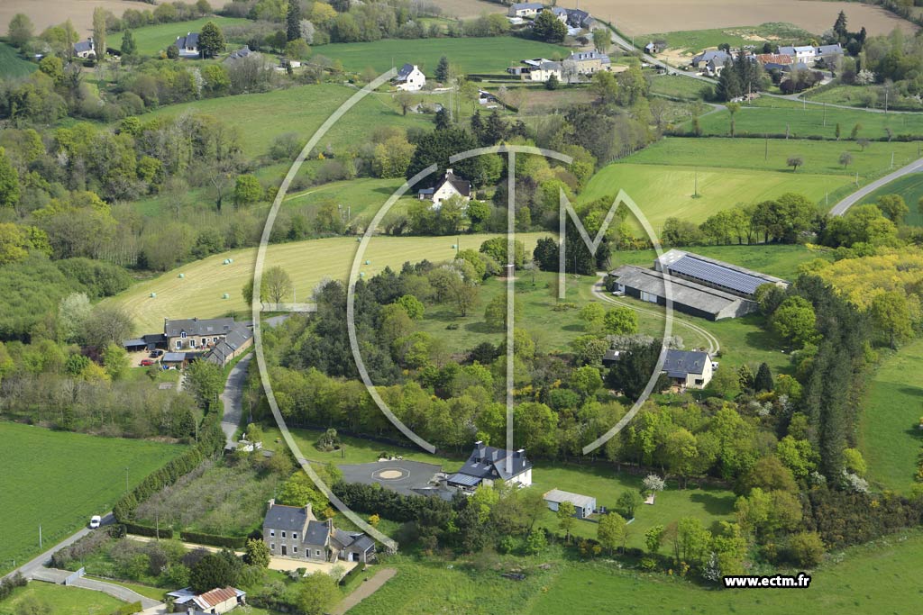 Photo arienne de Plaintel (Saint-Quinhout)