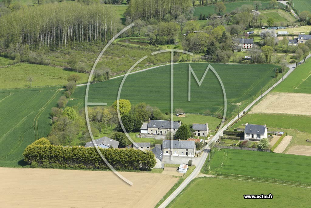 Photo arienne de Pluc-sur-Li (le Pas Maugeas)