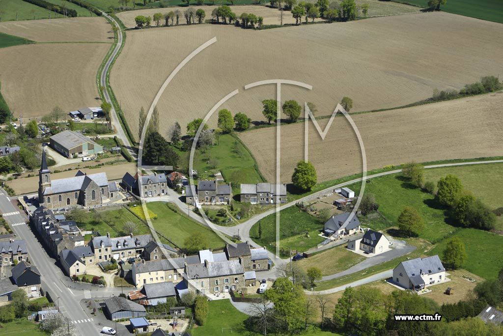 Photo arienne de Saint-Michel-de-Pllan