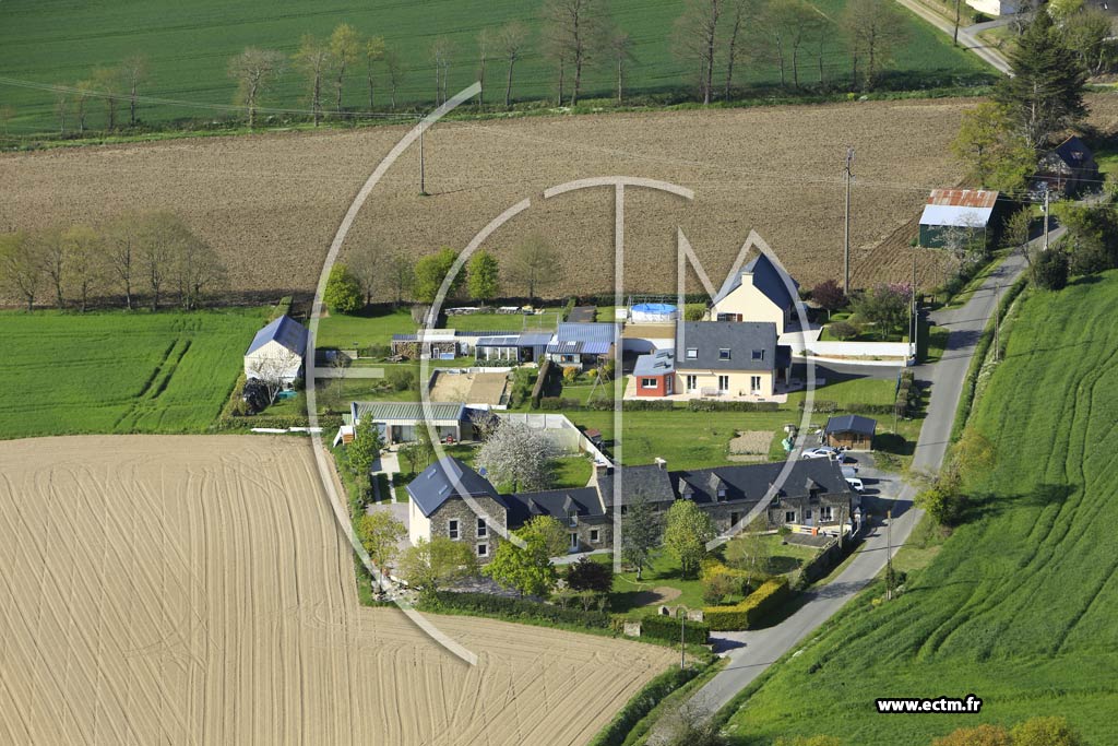 Photo arienne de La Malhoure (la Ville Erhel)