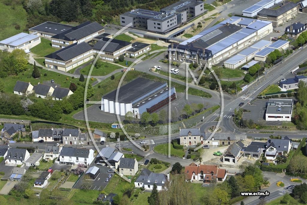 Photo arienne de Lamballe (Est)