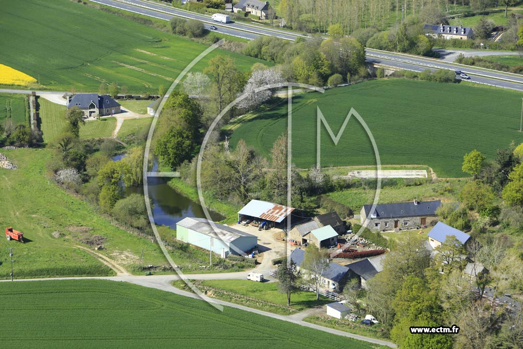 Photo arienne de Plestan (le Val)