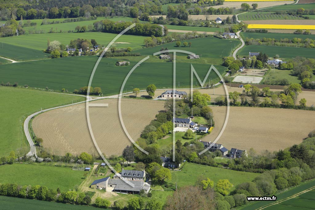 Photo arienne de Saint-Alban (le Puits Merpault)