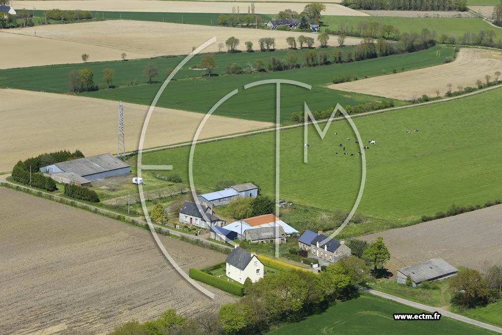 Photo arienne de Saint-Rieul (les Landes)