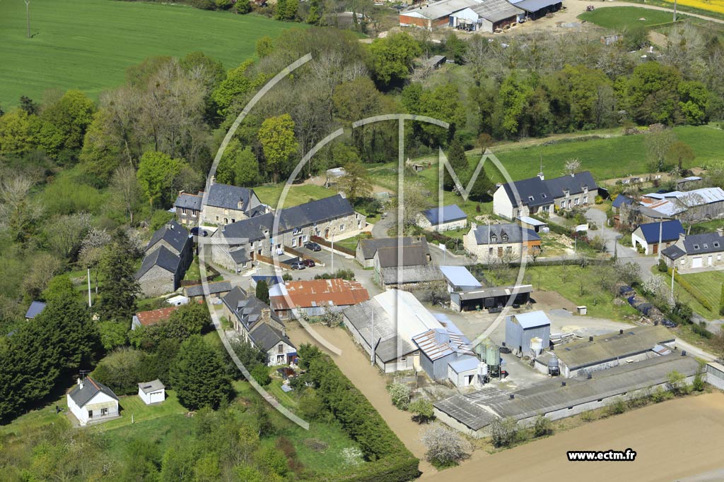 Photo arienne de Tramain (la Corenais)