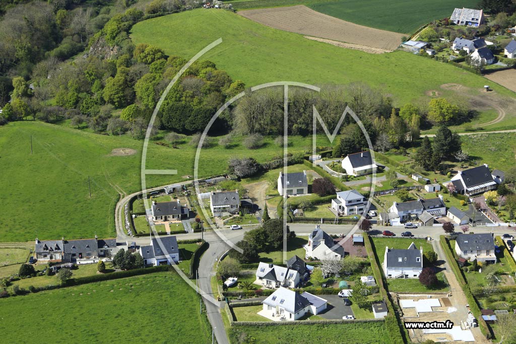 Photo arienne de Pordic (la Ville au Bas)